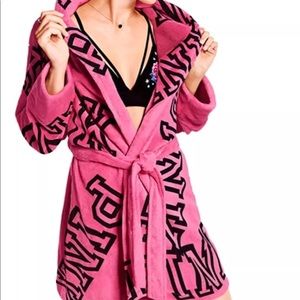 VS PINK COZY HOODED SHORT ROBE SZ XS SM LIMITED
